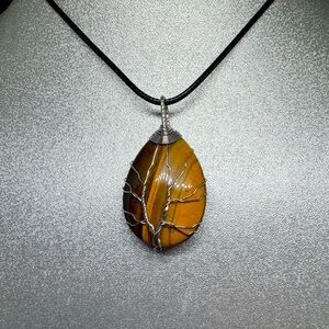 Elegant Tigers Eye Silver Wire Wrapped Pendant Necklace New Adjustable